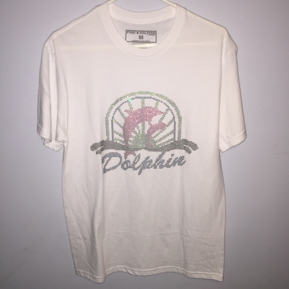 White graphic tee shirt